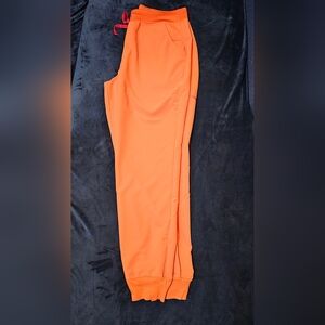 Fig's Zamora jogger scrub pants, size large, sunset orange
